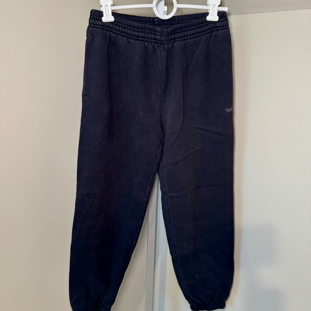 TNA Aritzia Black Cozy Fleece Boyfriend Fit Sweatpants Joggers XS
